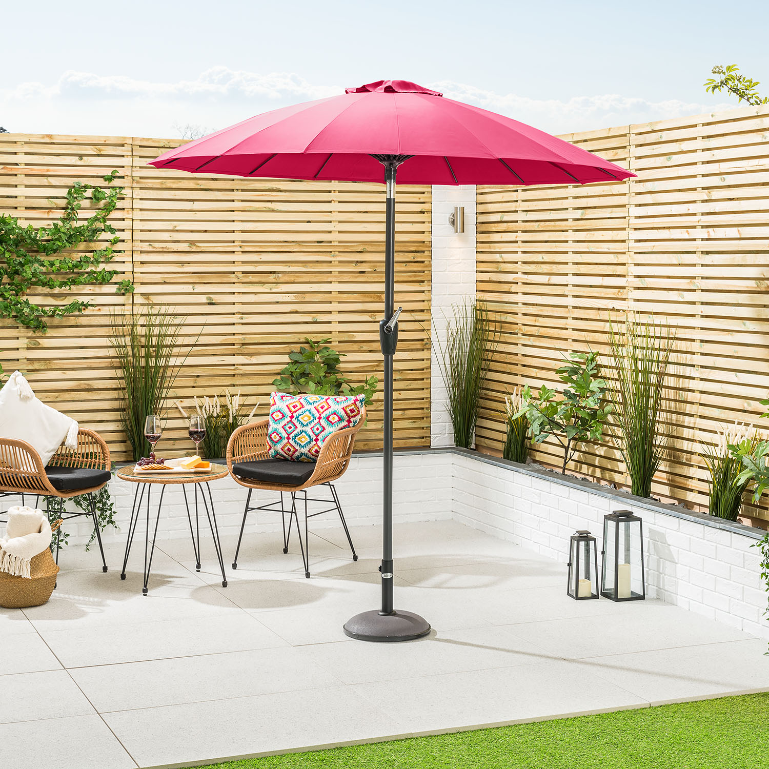 Shanghai Parasol Garden Umbrella Tilting Sunshade UV Resistant 2.6m Christow - Picture 44 of 56