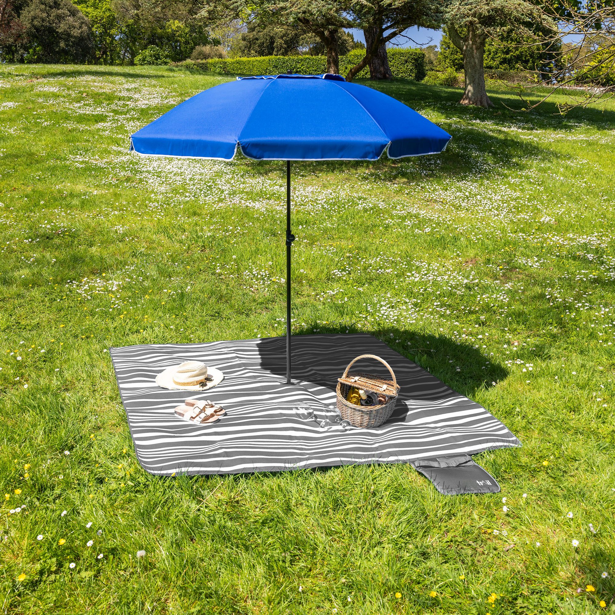 Fleece Picnic Rug Beach Camping Blanket Waterproof Backing 2m x 2m or 3m x 2m - Picture 15 of 23